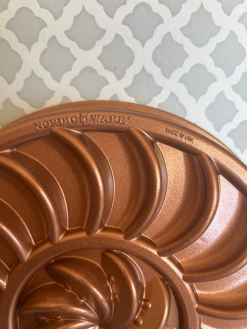 Nordic Ware Upside Down Cake Pan - Picture 2 of 4